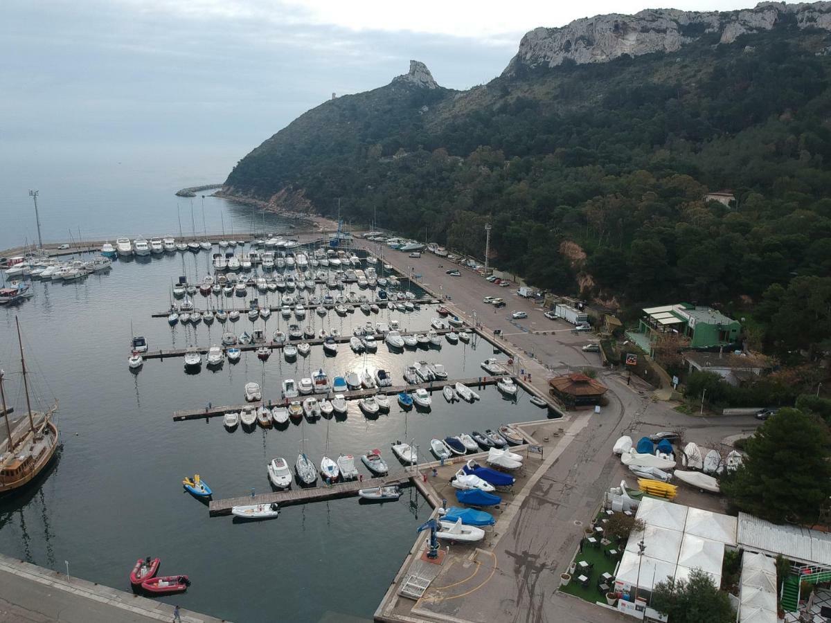 Monolocale Al Vicoletto Cagliari Exterior foto
